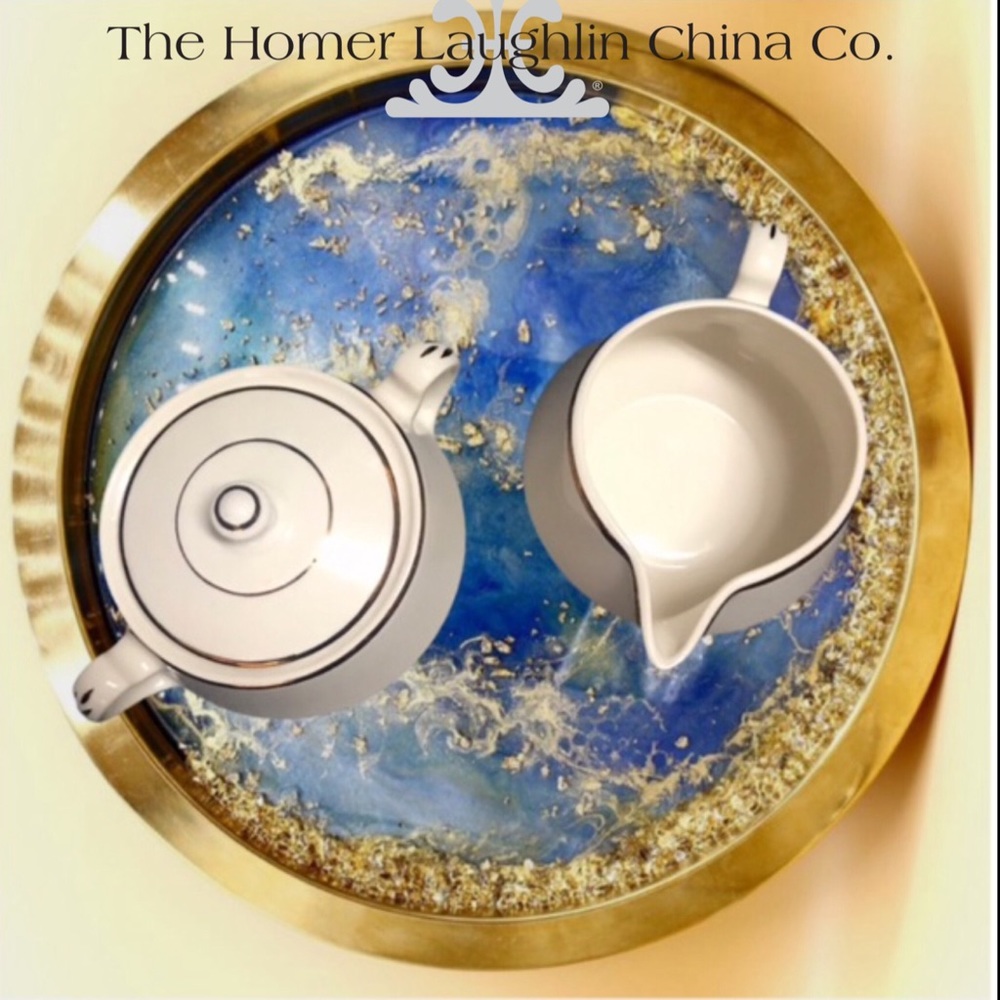 Homer Laughlin Georgian Eggshell Sugar & Creamer